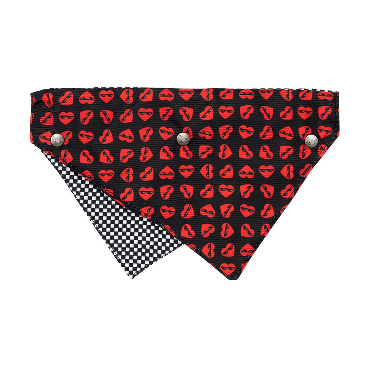 FuzzYard Reversible Dog Collar Bandana with Studs - Heartbreaker