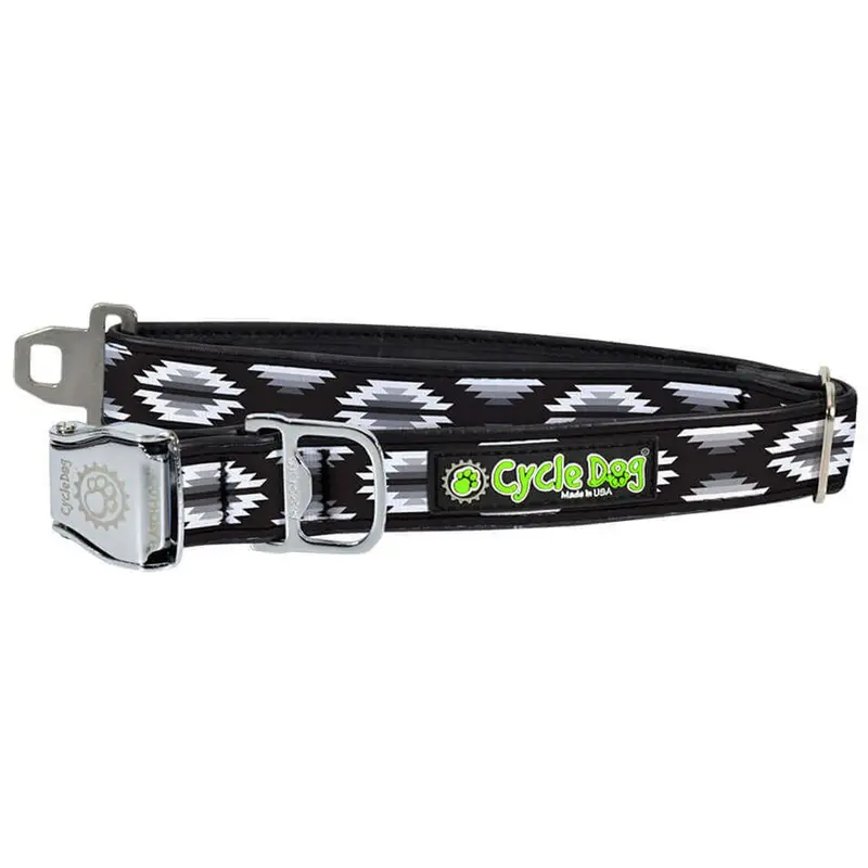 Cycle Dog Black & White Campfire Blanket Medium Dog Collar